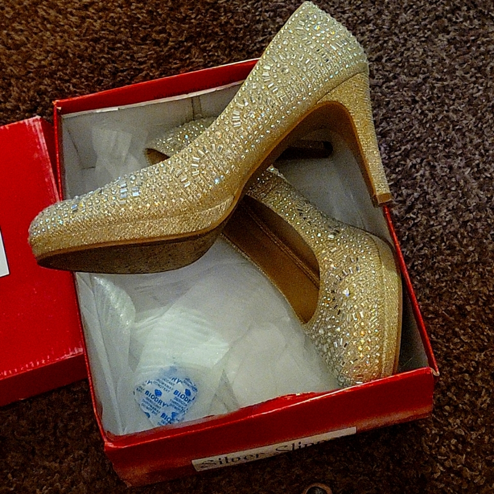 Dress heels